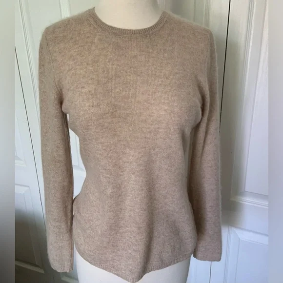 Lord & Taylor, Banana Republic, Calvin Klein Cashmere Sweater Bundle Perfect - Picture 4 of 14